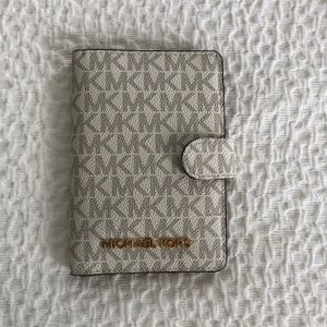 Michael Kors passport cover/wallet
